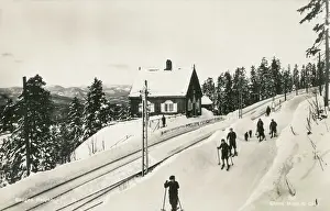 Holmenkollen: Skogen Station - Norway