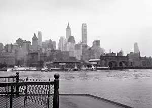 Staten: Skyline of Lower Manhattan Business District Sight