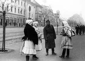 Kaschau: SLOVAK REFUGEE WOMEN