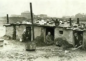 Rises: Slum, 1929-1932
