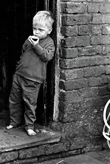 Slums: Slum child eating