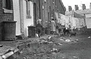 Slums: Slum communal yard, Stockport