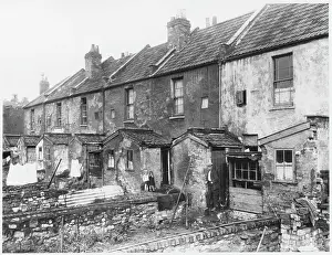 Terraced: SLUM HOUSING/BYRON ST