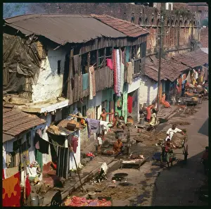 Squalid: SLUM HOUSING CALCUTTA