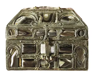 Colegiata: Small chest of the agates. 11th c. Made of silver