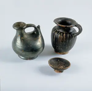 Antiquarium: Small jug, askos and miniature