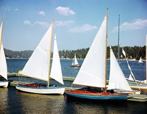 Crs001: SMALL SAIL BOATS ON LAKE ARROWHEAD, CA