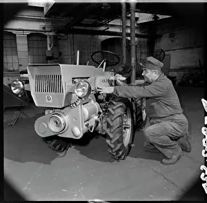Modification: Small tractor T - 4K - 14, production hall, assembler