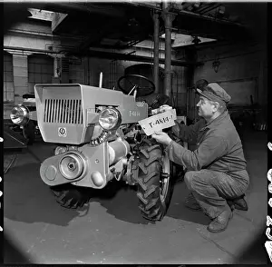 Modification: Small tractor T - 4K - 14, production hall, assembler