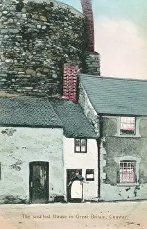 Squashed: Smallest house in Great Britain - Conwy