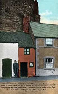 Conway: Smallest house in Great Britain - Conwy