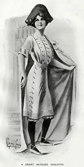 Bicorne: Smart bathing dress 1912