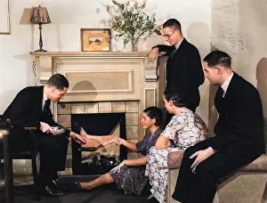 Mantlepiece: SMART PEOPLE AT HOME