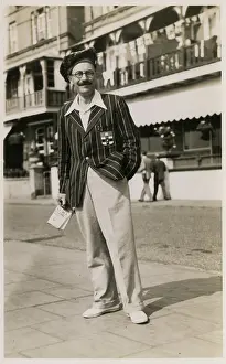 Resplendent: Smart, sartorially-confident Gent at the seaside