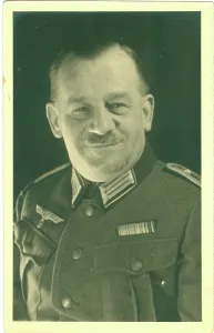 Katz: Smiling mature German soldier in uniform