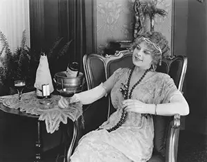 Cozy: Smoking and drinking