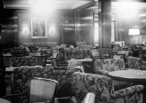 1000: Smoking lounge of the Wilhelm Gustloff, 1938
