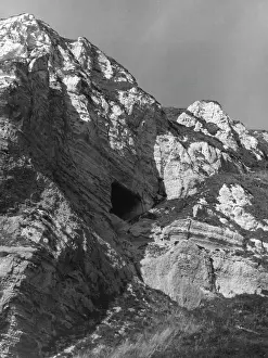 Smuggler: SMUGGLER'S CAVE