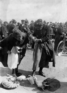 Smuggled: Smugglers at the Dutch border, 1920