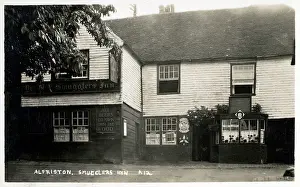 Alfriston: The Smugglers Inn, Waterloo Square, Alfriston