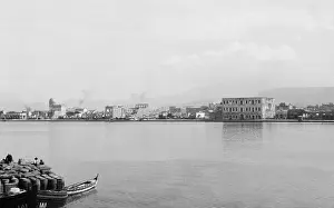 Seawall: Smyrna, Turkey, from the sea after the fire of Sept