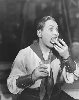 Consume: Snack time