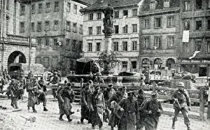 Heidelberg: Snipers rounded up in Heidelberg, Germany, WW2
