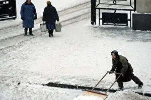 Gorky: Snow Cleaning in Moscow