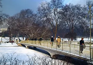 Regents: Snow, Regent's Park, London