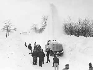 Blower: Snow removal with a snow blower 1969