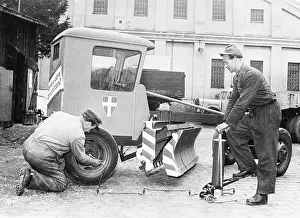 Imagno Brandstätter Images Gmbh: Snow removal vehicles in Vienna 1968