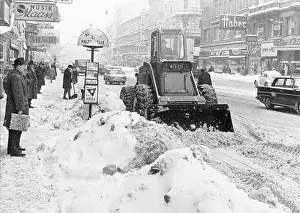 Imagno Brandstätter Images Gmbh: Snow removal with wheel loader in Vienna 1965