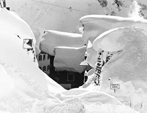 Cornice: Much of snow in Stuben am Arlberg 1987