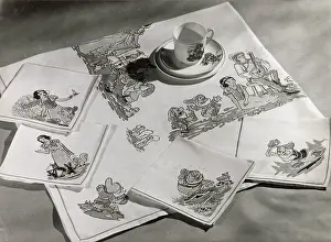 Napkins: SNOW WHITE TEA SET