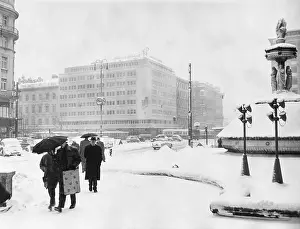 Karntnerstrasse: Snowfall in Vienna 1958