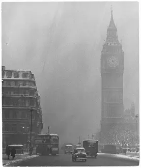 Smog: SNOWY LONDON