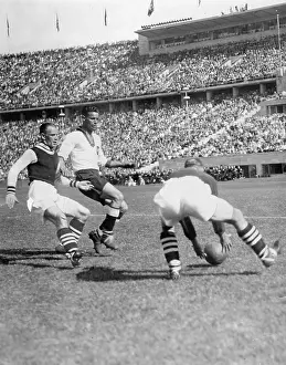 Repels: Soccer match between German and England, 1938
