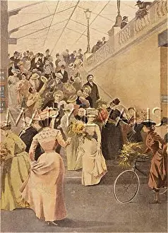 Trippers: SOCIAL/PARIS STATION 20C