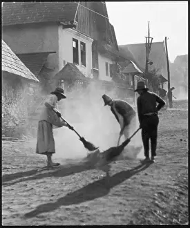 Transylvanian: Social - Romania Streets