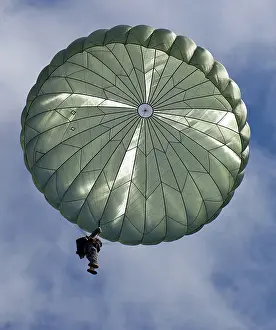82nd: Soldier of the 82nd Airborne descends from ?