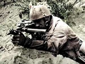 81st: Soldier of the British First Airborne in action in Arnhem