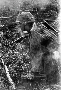 Baumann: Soldier of Waffen-SS during fighting - Eastern Front