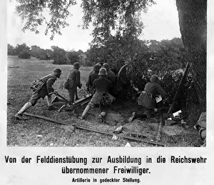 Accepted: Soldiers during a field exercise with guns, 1919