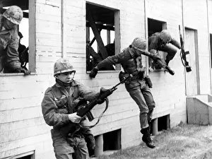 Whcih: US soldiers during fighting exercises in Berlin