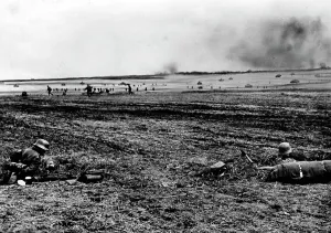 Infantrymen: Soldiers in a foxhole, 1942