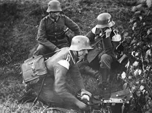 Belong: Soldiers of the intelligence squadron during the autumn