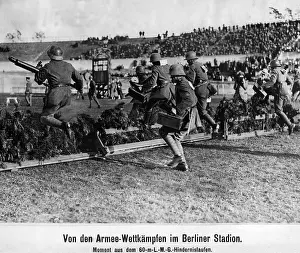 Skip: Soldiers during an obstacle course with machine guns, 19