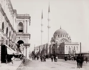 Suleymaniye: The Soleymaniye Mosque Constantinople, Istanbul, Turkey