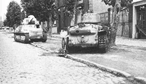 Knocked: SOMUA S35 cavalry tanks