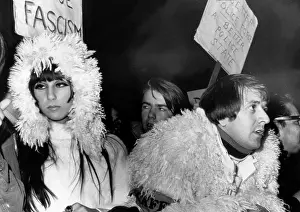 Mra18: Sonny & Cher at Sunset Strip demonstration